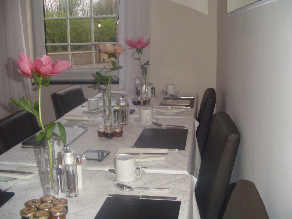 Aaron Glen Guest House Loanhead Экстерьер фото